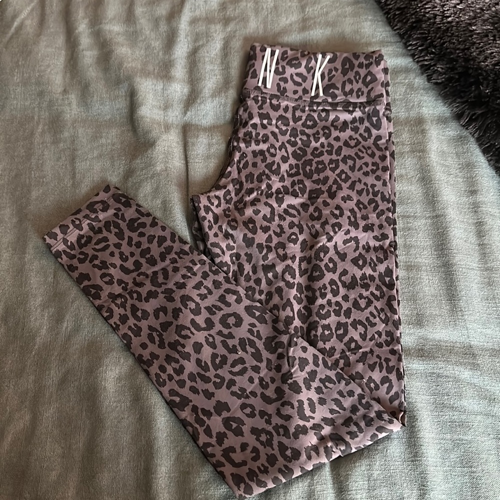 Victoria’s Secret Pink leggings size S